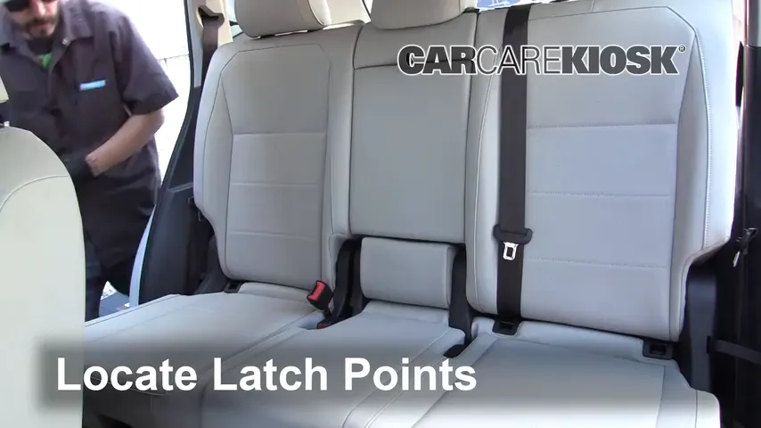 2018 Volkswagen Tiguan SE 2.0L 4 Cyl. Turbo Car Seats